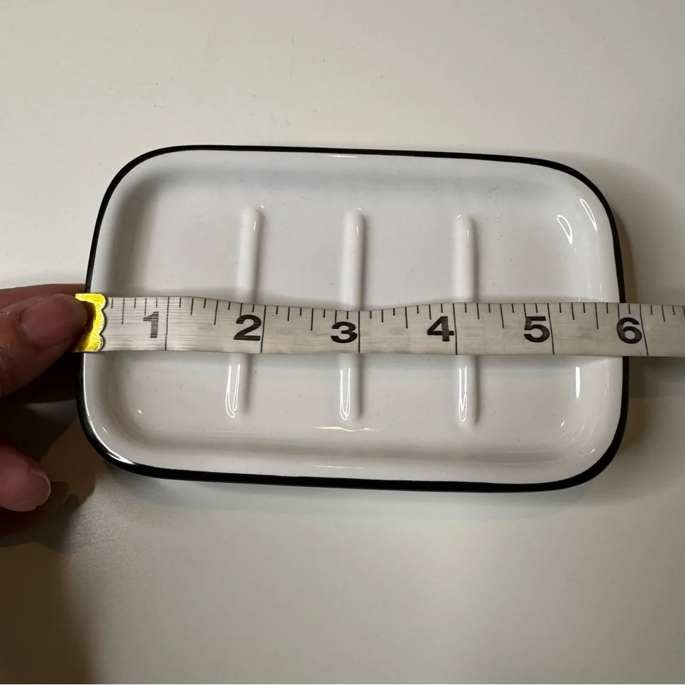 Hearth & Hand Black and White Soap Dish